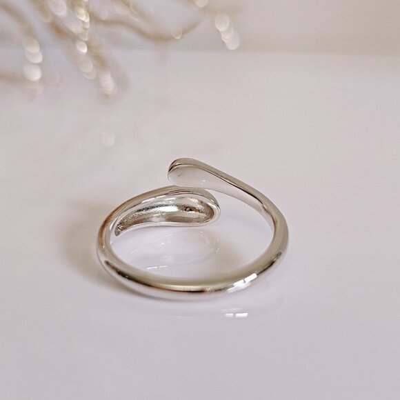 Sterling Silver Small Drop Paddle Ring, Abstract Ring,Wraparound Ring,Adjustable - Picture 5 of 9